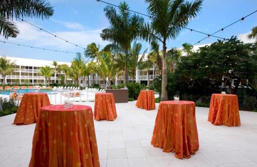 17th Street Causeway Resort | Hilton Fort Lauderdale Marina