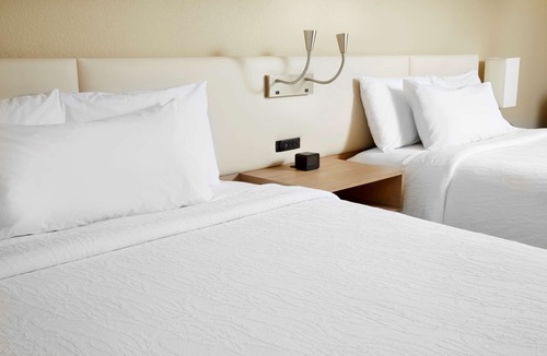 Savannah Hotel | Hilton Garden Inn Savannah Midtown