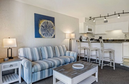 North Forest Beach Resort | Hilton Head Stay | Spacious Villas Near Coligny Beach | Pools, Courts & Comfort