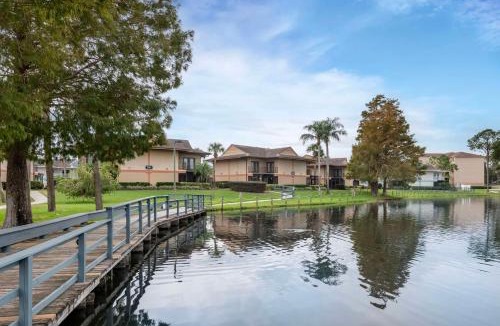 West Kissimmee Resort | Hilton Vacation Club Aqua Sol Orlando West