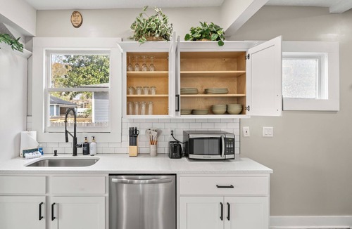 Riverside House | Historic 4BR Home centrally located in Riverside