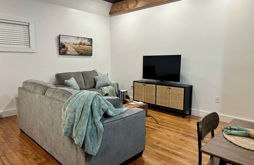 Livingston Apartment | Historic Downtown Suite — Steps from Dining & Shopping