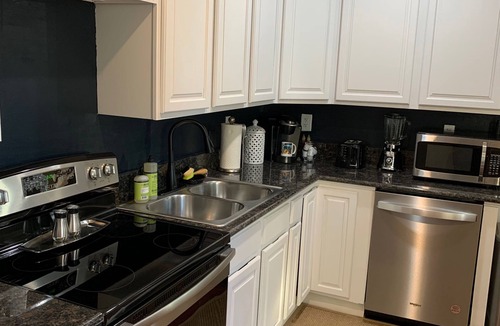 Southside House | Historic Mediterranean Two Bedroom Retreat