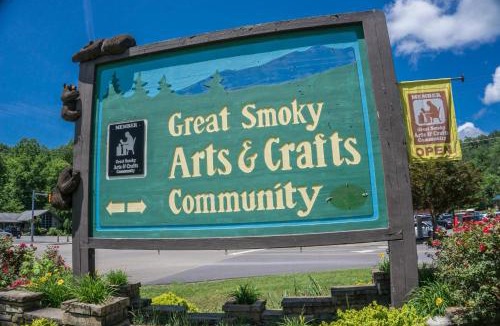 Smoky Mountains House | Historic Park Cottage #4 by American Patriot Getaways