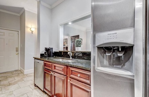 Beach Institute Condo | Historic Savannah Condo, Sleeps 6, Pool, Dogs Ok