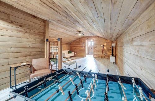 Epworth Apartment | Historic Stay Balcony Games mins to BR McCays