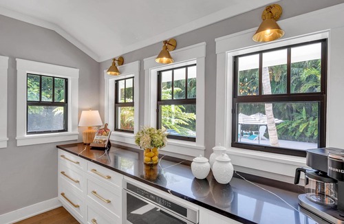 Del-Ida Park Historic District House | Historical Residence/Heated Pool/Beach Proximity/Heron Key/RESlDENCES