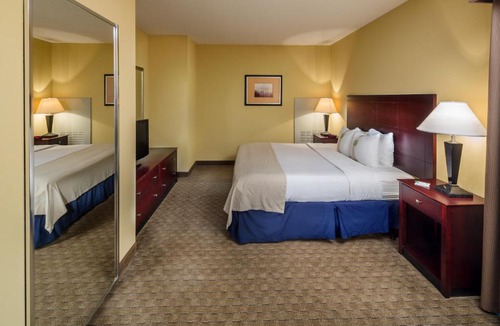 Grovetown Hotel | Holiday Inn Augusta West I-20 by IHG