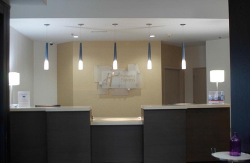 Hickory Hotel | Holiday Inn Express Hickory - Hickory Mart by IHG