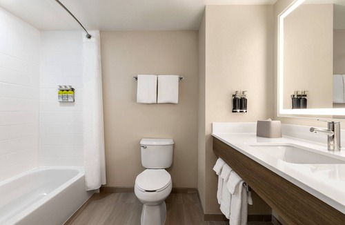 Fort Pierce Hotel | Holiday Inn Express Hotel & Suites Fort Pierce West by IHG