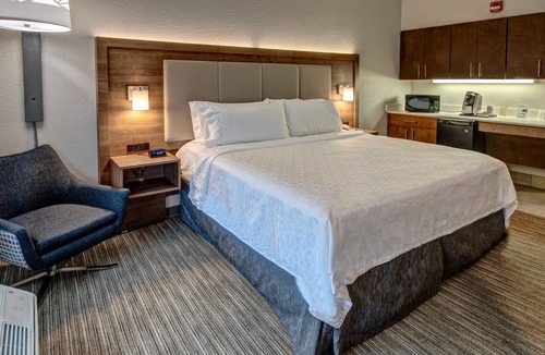 Southwind Hotel | Holiday Inn Express Hotel & Suites Memphis Southwind by IHG