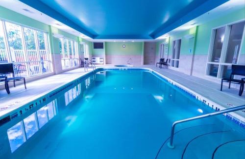Crestview Hotel | Holiday Inn Express Hotel & Suites Crestview South I-10 by IHG