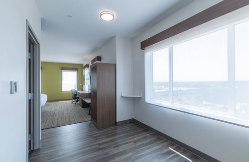 Columbia Hotel | Holiday Inn Express & Suites Columbia Downtown - The Vista by IHG