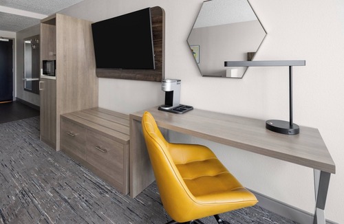 Newberry Hotel | Holiday Inn Express & Suites Newberry by IHG