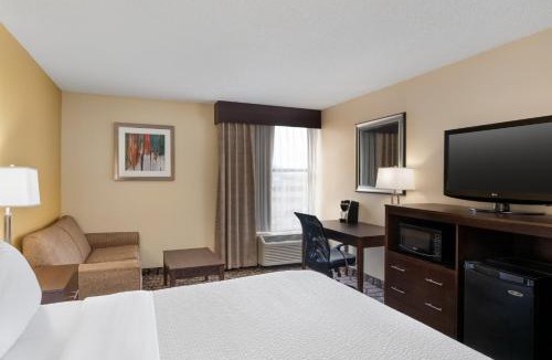 Tallahassee Hotel | Holiday Inn Express Tallahassee by IHG