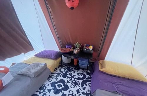 Tallahassee RV Rental | Holt’s Hideaway GLAMP Farmstay