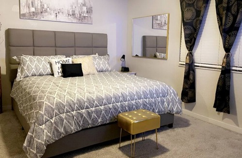 Daytona Beach Apartment | Home Away From Home In the ❤️ of Daytona!!