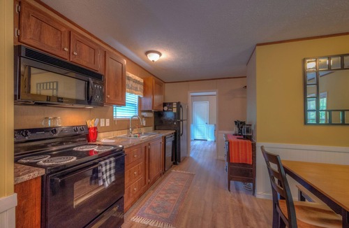 Murphy House | "Home Base" - 2 Bed/2 Bath Pet Friendly Summer Vacation Availability