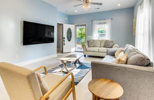 Parker House | Home w/Private Yard - Walk to Swamp Rabbit Trail