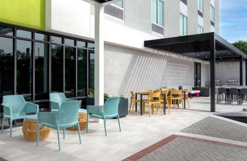 Downtown Jacksonville Hotel | Home2 Suites By Hilton Jacksonville Downtown