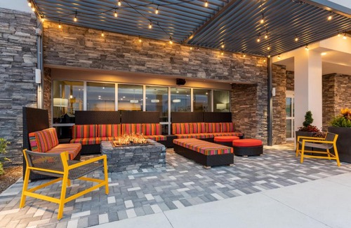 Vero Beach Hotel | Home2 Suites By Hilton Vero Beach I-95