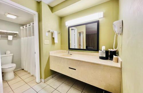 Berea Hotel | Hometown INN