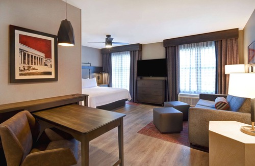 Tuscaloosa Hotel | Homewood Suites by Hilton Tuscaloosa Downtown