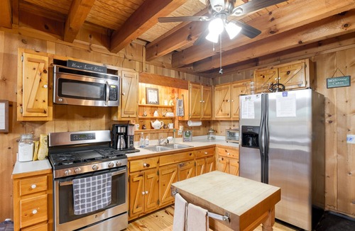 Suches Cabin | Honey Bear Lodge