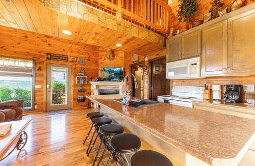 Bryant Cabin | Hoot Owl Cabin – Private Hot Tub & Outdoor Living