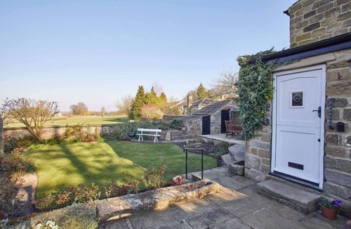 Harrogate House | Host & Stay | Tithe Cottage