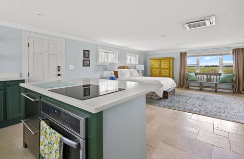 Temperanceville Cottage | Hosta Cottage | Creekfront Nature Escape w/Kayaks, Fire Pit + Resort Access, Pet Friendly