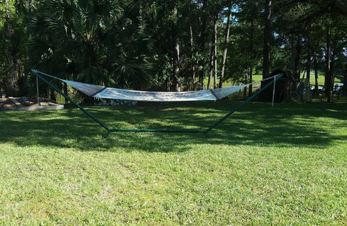 Hernando Cottage | Hosting the NFL Sunday Ticket, Your ultimate weekend destination, La Fish Camp.