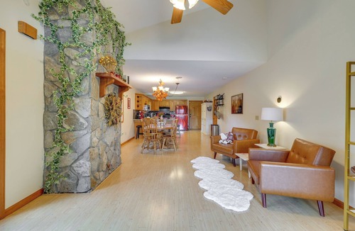Blountville House | Hot Tub & Dock: Waterfront Bristol Area Retreat