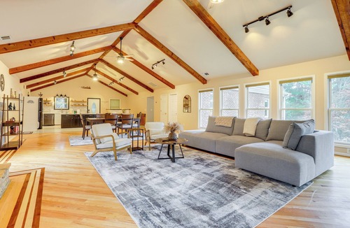 Dawsonville House | Hot Tub + Fire Pit: Spacious Home Near Lake Lanier