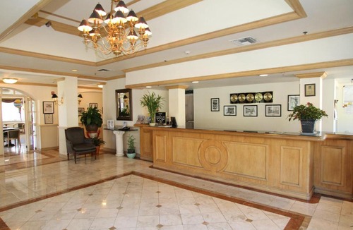 Douglas Hotel | Hotel Chateaubleau