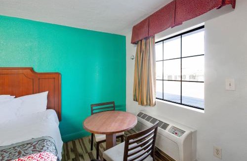 Columbia Hotel | Hotel O Columbia Downtown near I-65
