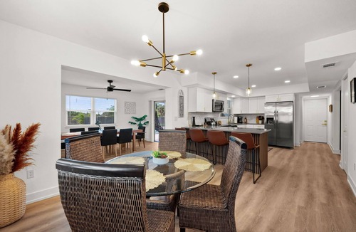 Port Charlotte - Charlotte Harbor House | HotTub, Pool, Sauna, Roof Top Deck, Mini Golf, Bowling, Game room, Exercise room