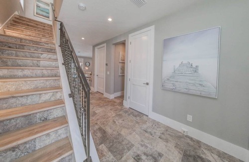 Marineland Acres House | House ∙ 5 bedrooms ∙ 12 guests