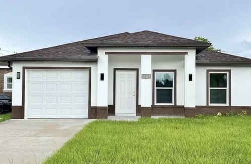 Dunbar House | House centrally