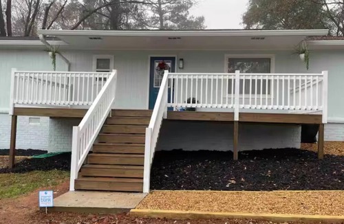 Stone Mountain House | House close to Stone Mountain