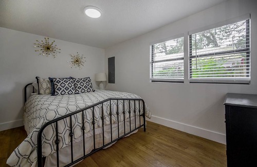 Old Seminole Heights House | House ∙ 4 bedrooms ∙ 8 guests