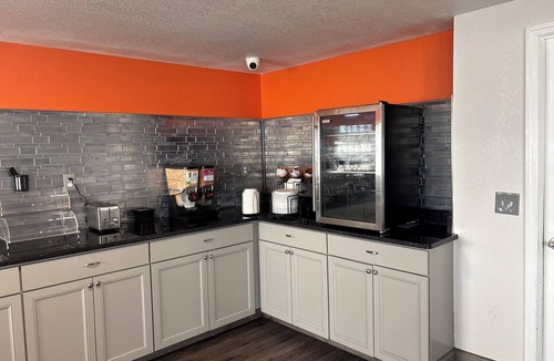 Harrisonburg Hotel | Howard Johnson by Wyndham Harrisonburg