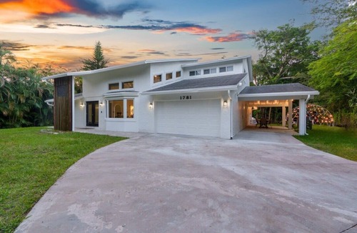 Edgewood Villa | Huge Heated Pool Villa w/Gameroom