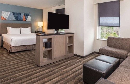 Umstead Hotel | Hyatt House Raleigh/RDU/Brier Creek