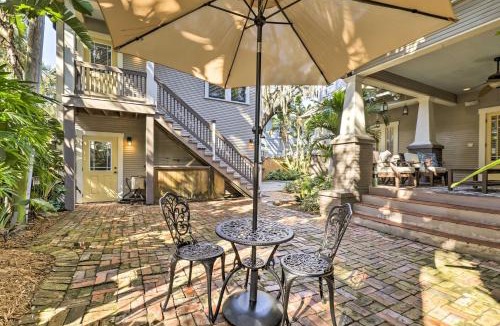 Historic Hyde Park North Apartment | Hyde Park Luxury Studio with Prime Location!