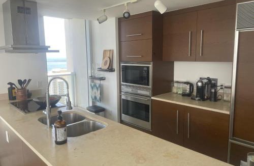 Downtown Miami Apartment | IconBrickell Tower 3 W Residences
