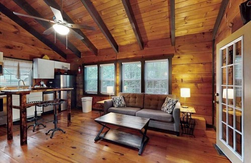 Sautee Nacoochee Cabin | Idlewild Cabin North GA