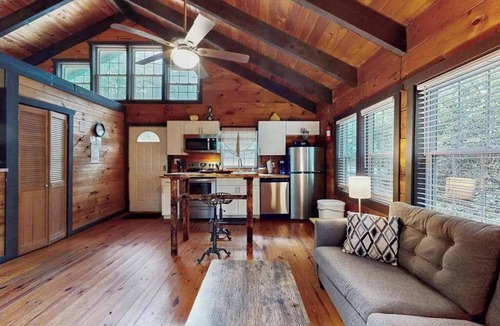 Sautee Nacoochee Cabin | Idlewild Cabin North GA
