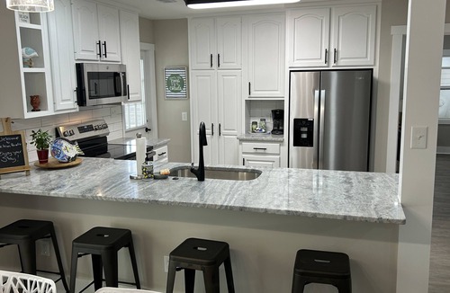 Murrells Inlet House | Inlet Escape Private Home, Heart of Inlet, short walk to Marshwalk