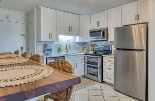 Gulf Stream Estates Condo | Inlet Pointe 19 -Desirable first floor corner unit with water views.